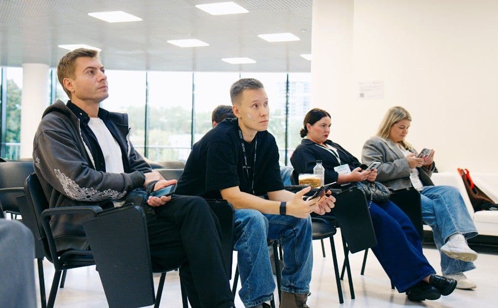 СуперИнтеллект — технологический партнёр AI BOOST'26: ИИ-гид по программе и встреча с командой